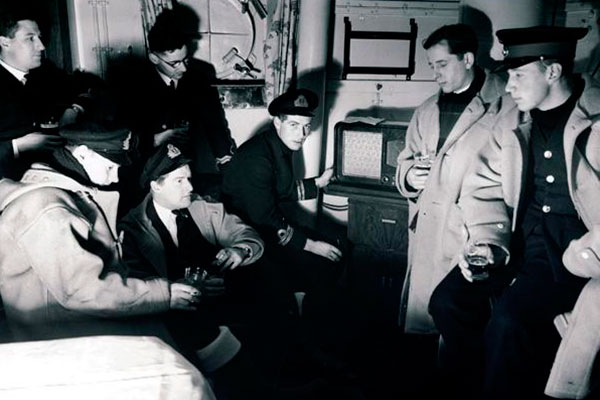 The British military in duffle coats